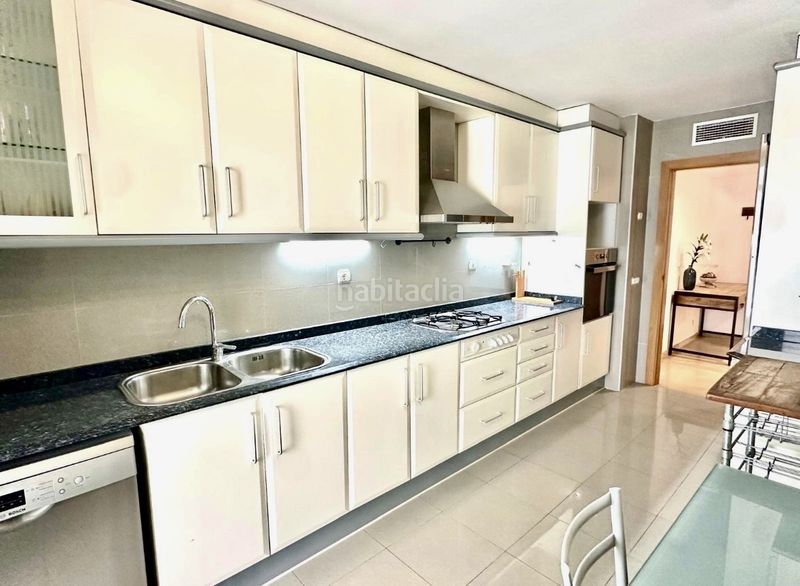 Foto 755867ef-1c72-4243-b338-c496bad1eff1. Apartament amb aparcament piscina a La Bonanova Palma de Mallorca