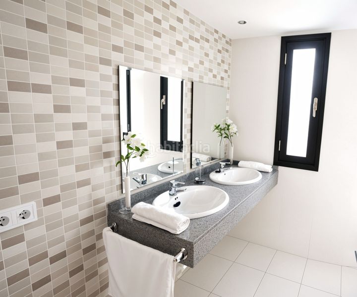 Foto d01ab6fb-8528-4fc8-8199-609f09a1f283. Casa amb piscina a Can Pastilla Palma de Mallorca