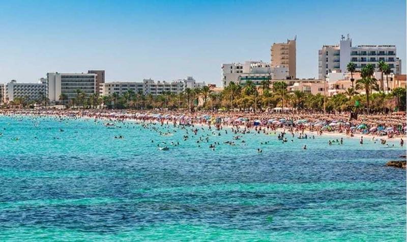 Foto 0c3a73f1-176e-4c52-9aea-9203ecc26cff. Local comercial a Cala Millor Son Servera