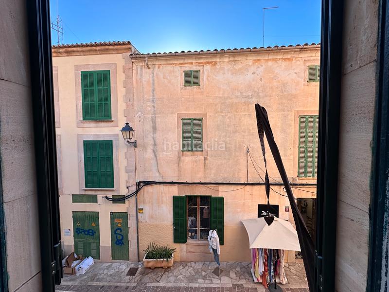 Foto 9584f84c-d76b-43b8-9837-6a205777d7db. Casa adossada a Santanyí poble Santanyí