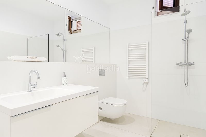 Foto af7d546f-8e63-4da5-9762-8c5f71670429. Casa amb calefacció aparcament piscina a Costa de la Calma Calvià