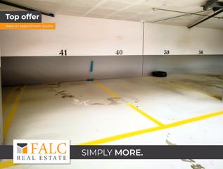 Parking coche en Les Maravelles