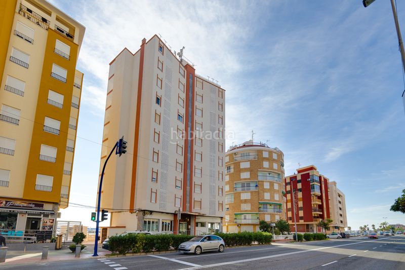 Foto 6eb2167a-0dd3-4384-a0f7-eac6861706f5. Pis amb aparcament a El Acequión Torrevieja