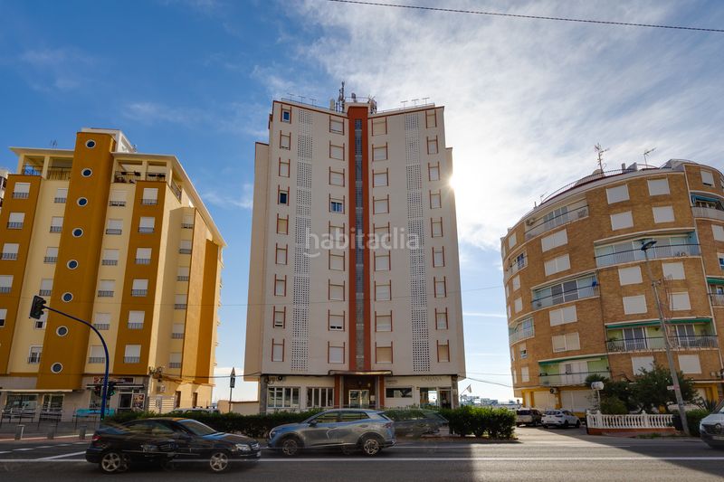 Foto bd90d58c-691a-49bf-b74f-596d4d649f20. Pis amb aparcament a El Acequión Torrevieja