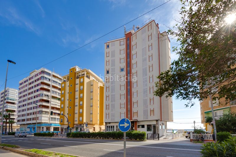 Foto d6fb8f7b-f736-497a-a6d4-7bcd6ca499a8. Pis amb aparcament a El Acequión Torrevieja