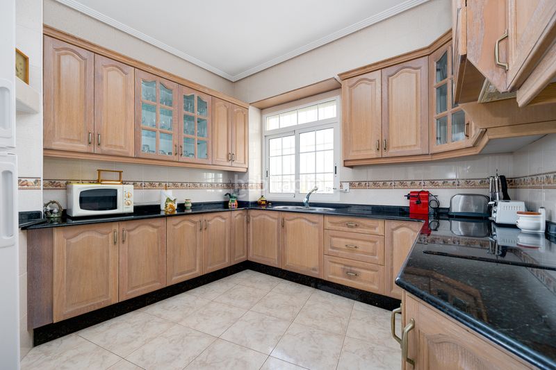 Foto dd1b3321-de87-4b43-8d01-ed1bc8283136. Pis amb aparcament a El Acequión Torrevieja