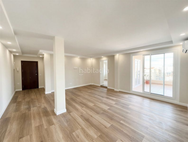 Foto 276f3e3a-dfa0-4b93-acb2-66627bc88b12. Apartament a S´Arenal Palma de Mallorca