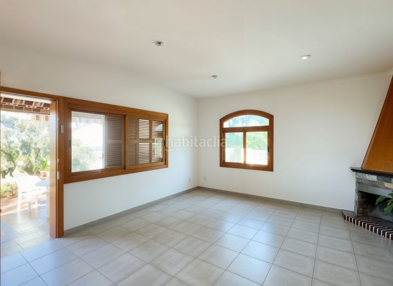 Foto 43fdee00-7bf1-4fb0-98db-6263dca9a35a. Casa amb aparcament piscina a Les Maravelles Palma de Mallorca