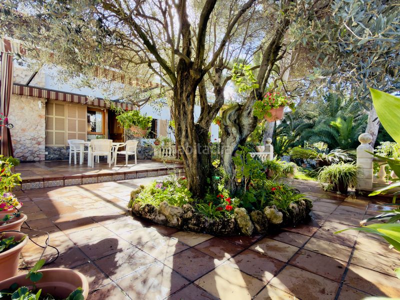 Foto 761925f7-9325-47f9-8bf1-f1bbc3742ee3. Casa amb aparcament piscina a Les Maravelles Palma de Mallorca