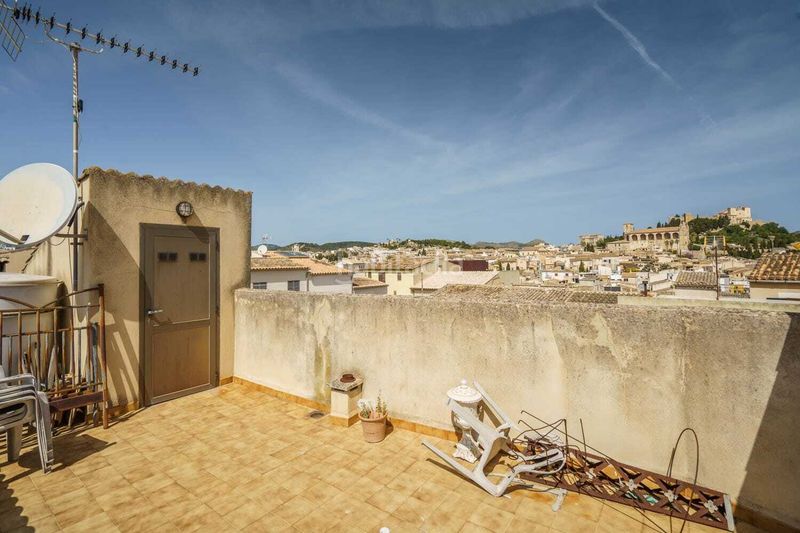 Foto 07db7b32-402a-41e6-8647-5b9d2180457a. Casa adossada a Artà poble Artà