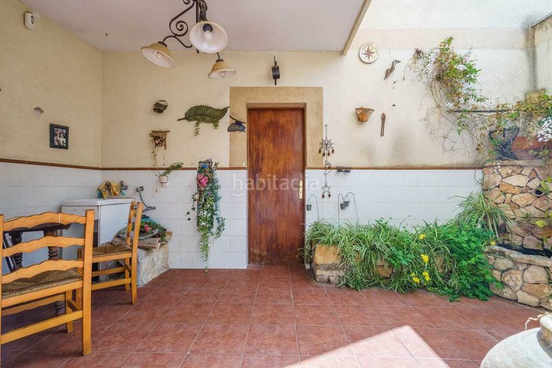Foto ac2eab24-e840-4cab-8cf3-79ec90686f8e. Casa adossada a Artà poble Artà