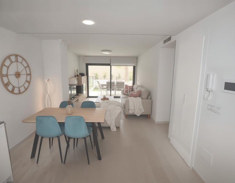 Foto 751228f6-83b9-48e3-a522-97a57023b25a. Appartement avec piscine dans Los Almendros Orihuela