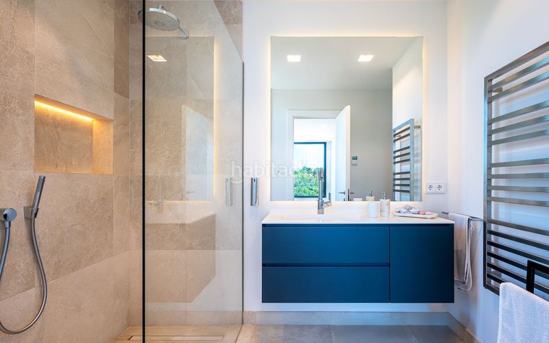 Foto f78f2846-2376-4fab-9828-87e82a350b07. Àtic amb calefacció aparcament piscina a Santa Ponça Calvià