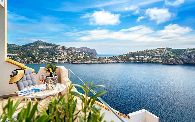 Foto ae249693-bd11-4c1d-9437-0cfc9c579b07. Àtic amb aparcament piscina a port d´Andratx Andratx