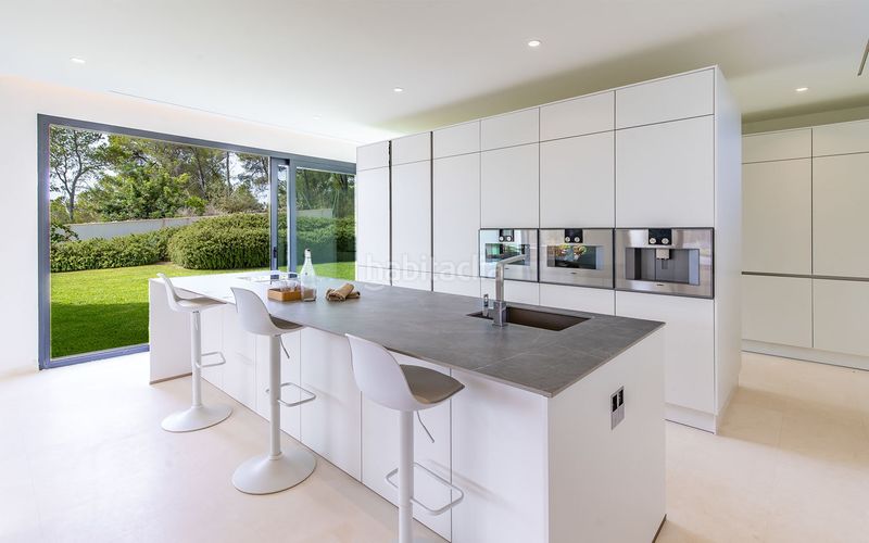 Foto 20124ff8-8c6d-4951-a5b2-a5a8ca2b738a. Masia amb calefacció aparcament piscina a Son Vida Palma de Mallorca