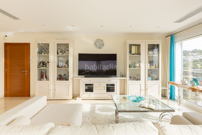 Foto 6fd46811-998d-4d15-ad71-b2d1a5c04924. Masia amb piscina a Costa de la Calma Calvià