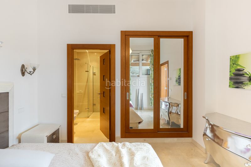 Foto c606599d-d3bd-4c60-ad0b-f288df90b8a6. Masia amb piscina a Costa de la Calma Calvià