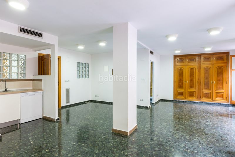 Foto f2e51dab-b318-4b5d-ba71-ec4e131c75ed. Pis a Metro - Auditorio Paiporta