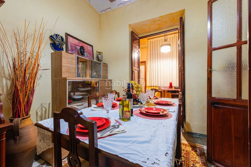 Foto a57432b2-e100-47f5-b512-526bbb196e97. Edificio in Albaida