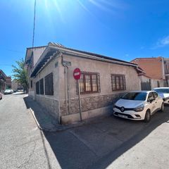 Casa  Calle gran vía 20. Oportunidad única en la poveda (arganda del rey)