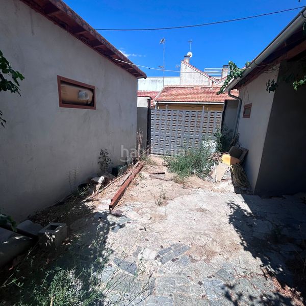 Foto a2fa8ed0-c073-45bd-a438-77ddd877df80. Casa a calle gran vía 20 a La Poveda Arganda del Rey