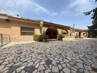 Xalet en Centro. Chalet en mutxamel
