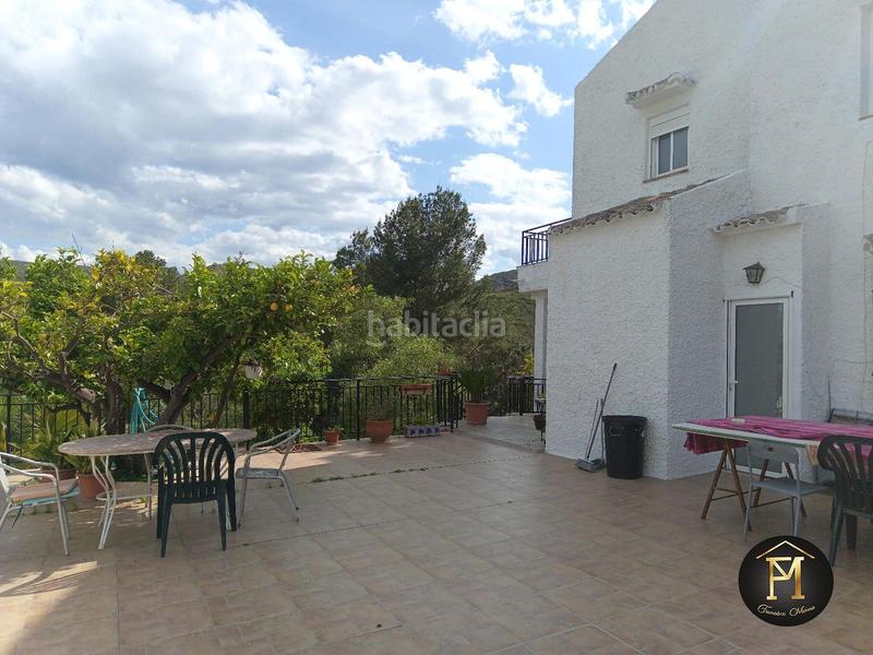 Foto b156cce5-b1a1-43d8-a19e-8f4c77a1872c. Chalet con parcheggio piscina in Montroy