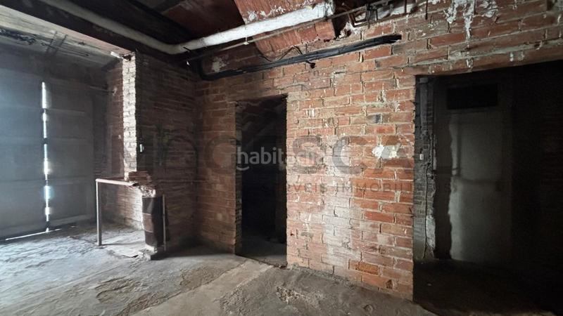 Foto 03e034ac-e50c-4a4b-9356-5dd987cd7488. Location local commercial dans Palau-solità i Plegamans