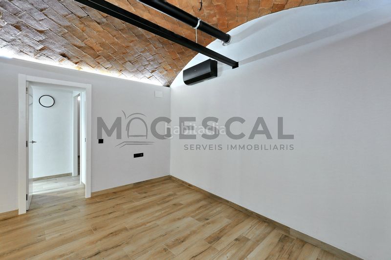Foto 8c5ab983-26e3-42a4-a372-7a7e6135c478. Planta baixa amb calefacció aparcament a Caldes de Montbui