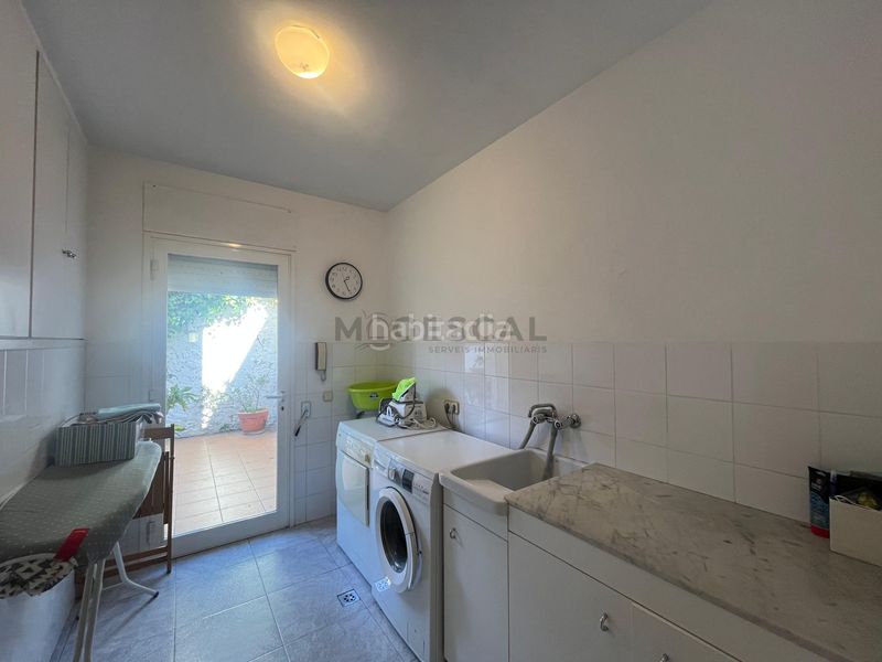 Foto 36d04549-ce9d-45b5-a459-040c8f3a473e. Casa amb calefacció aparcament a Caldes de Montbui