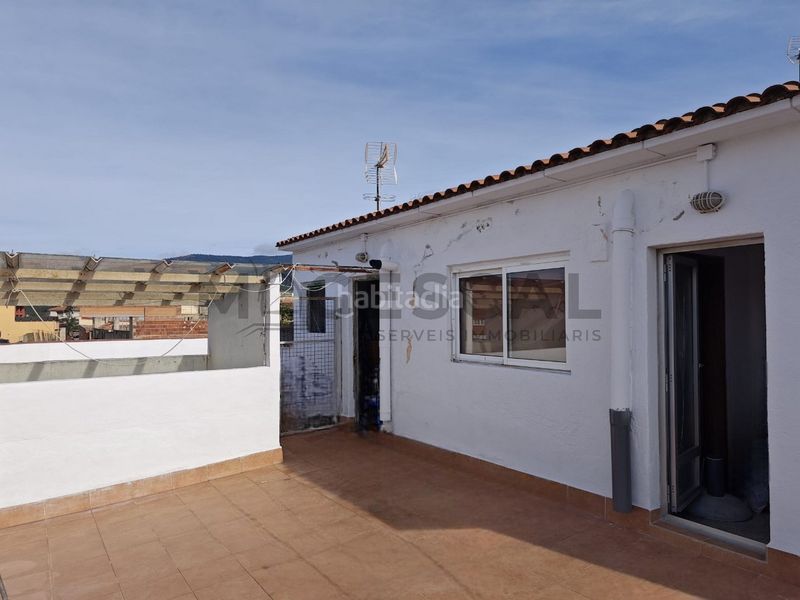 Foto 2a80a87a-f4e3-4693-8ab9-48bbf7758903. Piso en Sentmenat