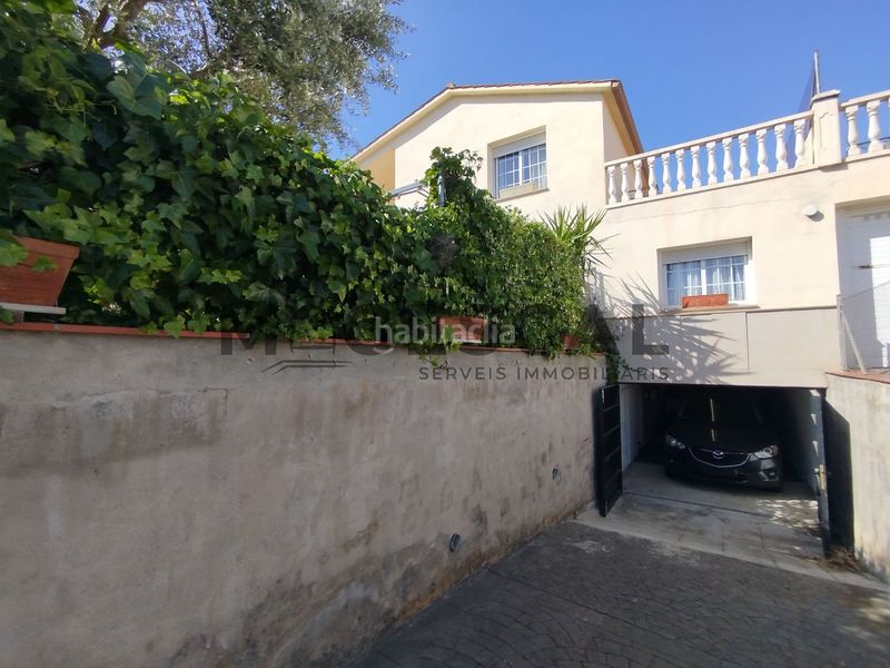Foto e7c74d64-3235-4629-8940-aaaaa5324347. Casa adossada amb calefacció aparcament a Caldes de Montbui