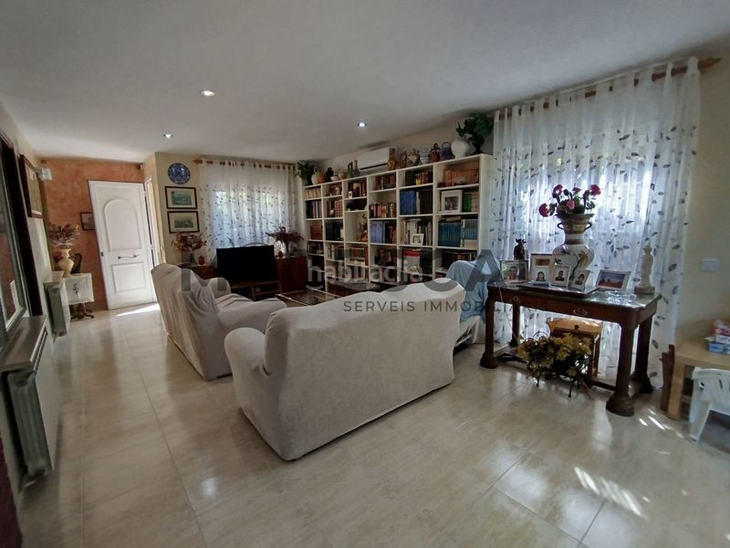Foto e8e85e58-d116-457c-9b68-9cc4f7a57aa2. Casa adossada amb calefacció aparcament a Caldes de Montbui