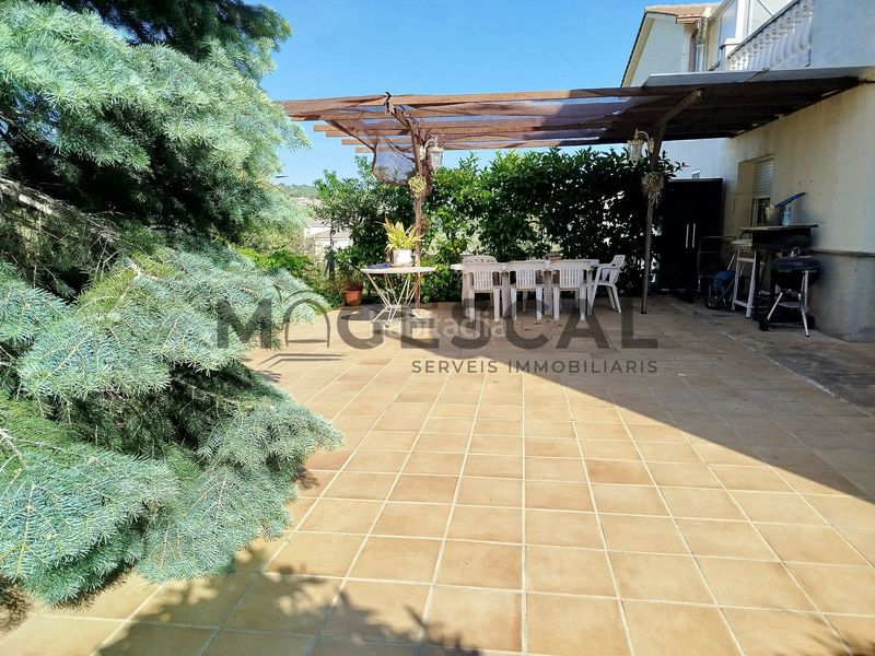 Foto f881c7e8-0ae1-4223-b8d6-ad5cc220dcf0. Casa adossada amb calefacció aparcament a Caldes de Montbui