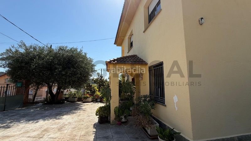 Foto 012fd983-83dc-4d4a-ba0d-b2486cfb75a0. Casa amb calefacció a Caldes de Montbui