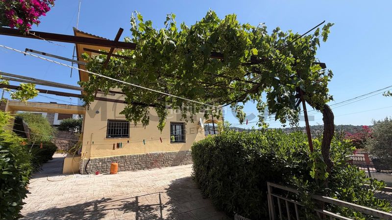 Foto 448d4f37-4d5f-4006-8209-86b2a868ecad. Casa amb calefacció a Caldes de Montbui