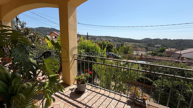 Foto b59741b1-5e5f-4909-be1d-b256084ee326. Casa amb calefacció a Caldes de Montbui