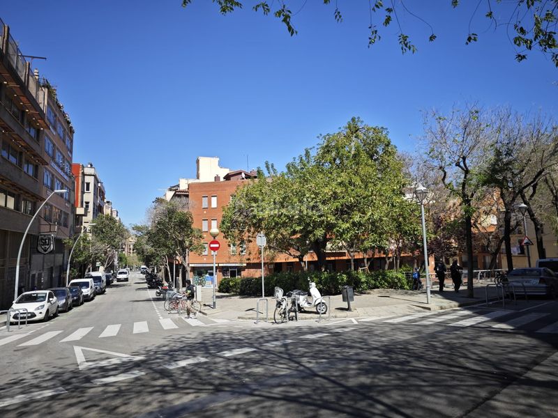 Foto 44d78287-d713-476f-8aa5-1333f96c09f1. Piso en El Poble Sec - Parc de Montjuïc Barcelona