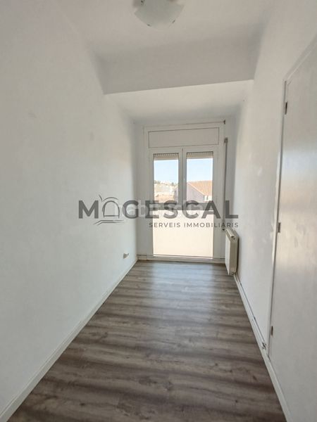 Foto d4b04986-a265-4a55-9d65-ed36279891f6. Pis amb calefacció a Sentmenat
