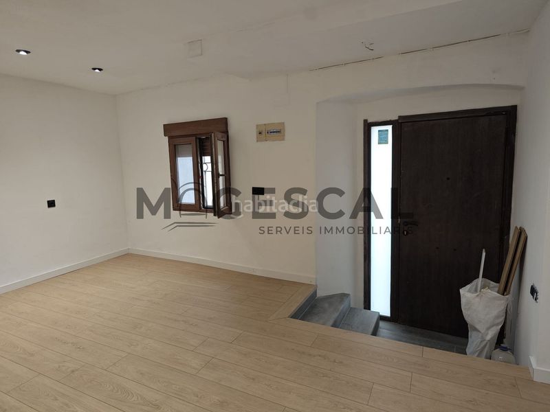 Foto b20779df-70ea-4235-9e7b-4e82c0f6e526. Masia a Sant Feliu de Codines