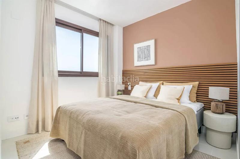 Foto e5332975-0e15-4d09-9698-361ffd7e2a5d. Àtic a calle paula 4201 a El Higuerón Fuengirola