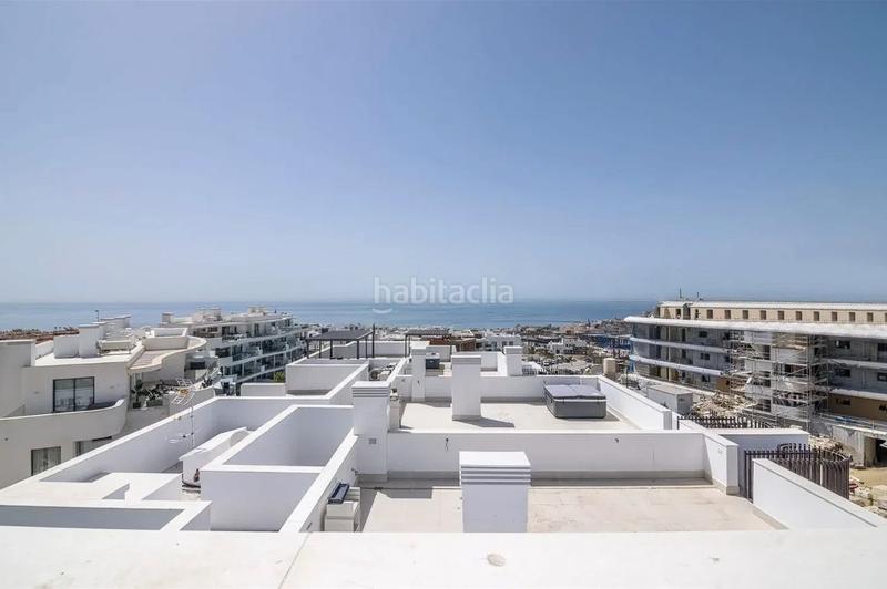 Foto fedcde4a-eb94-42c0-a080-bb1a359f548b. Àtic a calle paula 4201 a El Higuerón Fuengirola