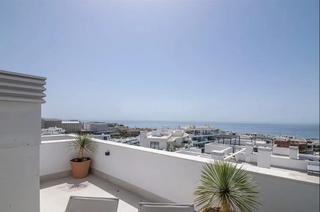 tic en Calle paula 4201. tico dplex de lujo en el higuern  vistas al mar y diseo exc
