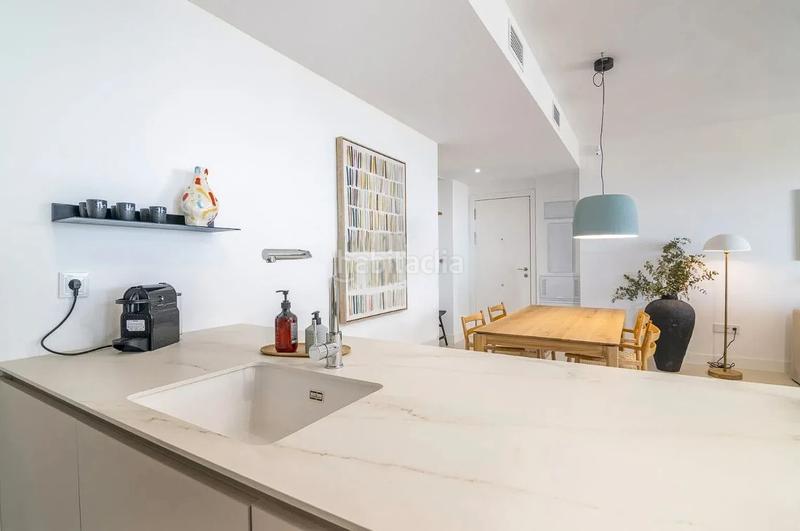 Foto 235f49ec-c6dc-4b02-ba93-e57704397777. Apartamento en calle paula 4201 piso moderno con con vistas al mar en El Higuerón, en Fuengirola