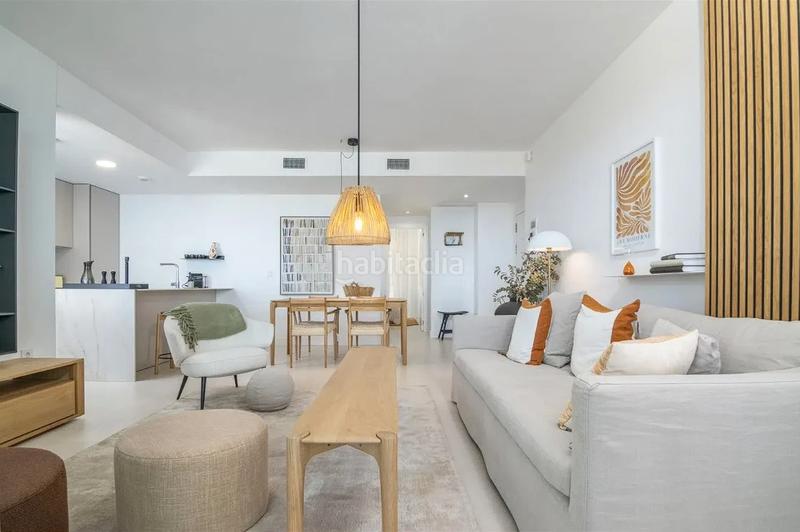 Foto 879aed54-d0a0-46a5-b856-8b77b746b461. Apartamento en calle paula 4201 piso moderno con con vistas al mar en El Higuerón, en Fuengirola