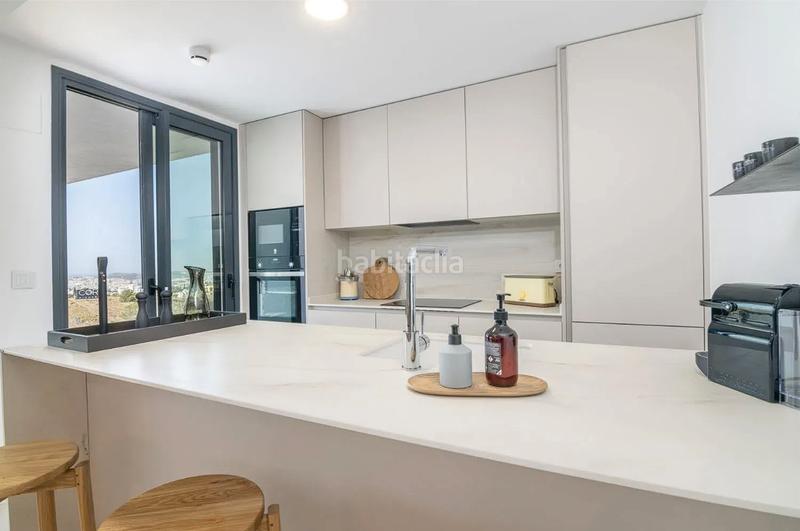 Foto 89eb9978-22be-41de-bb67-d300a6979177. Apartamento en calle paula 4201 piso moderno con con vistas al mar en El Higuerón, en Fuengirola