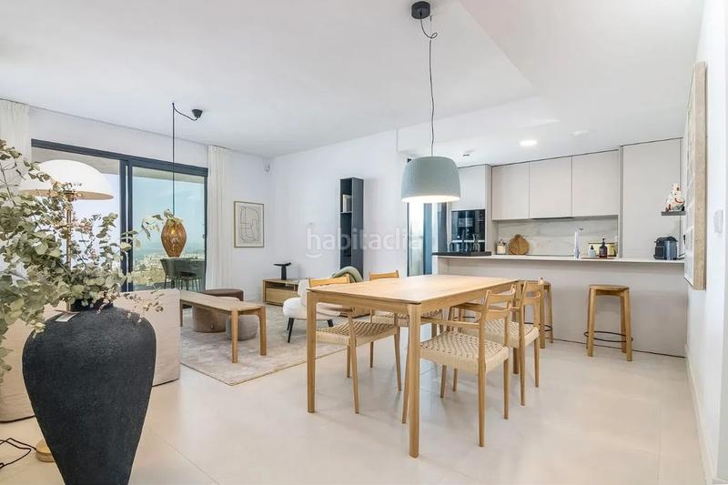 Foto 8d01a237-f563-49db-973c-a42133918f22. Apartamento en calle paula 4201 piso moderno con con vistas al mar en El Higuerón, en Fuengirola