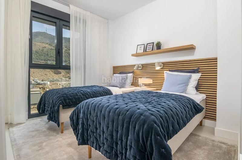 Foto e19190bf-ca79-42c0-982f-0d08aac11eda. Apartamento en calle paula 4201 piso moderno con con vistas al mar en El Higuerón, en Fuengirola