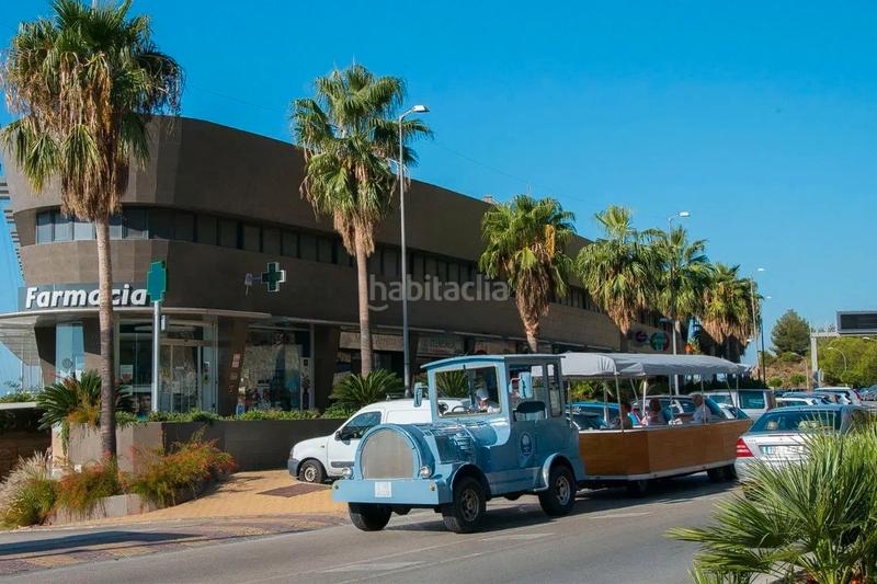 Foto fc639863-cd34-42fa-b1d2-090930b9d1d5. Apartamento en calle paula 4201 piso moderno con con vistas al mar en El Higuerón, en Fuengirola