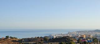 Pis  N/a. Apartamento moderno con vistas panorámicas al mediterráneo en el